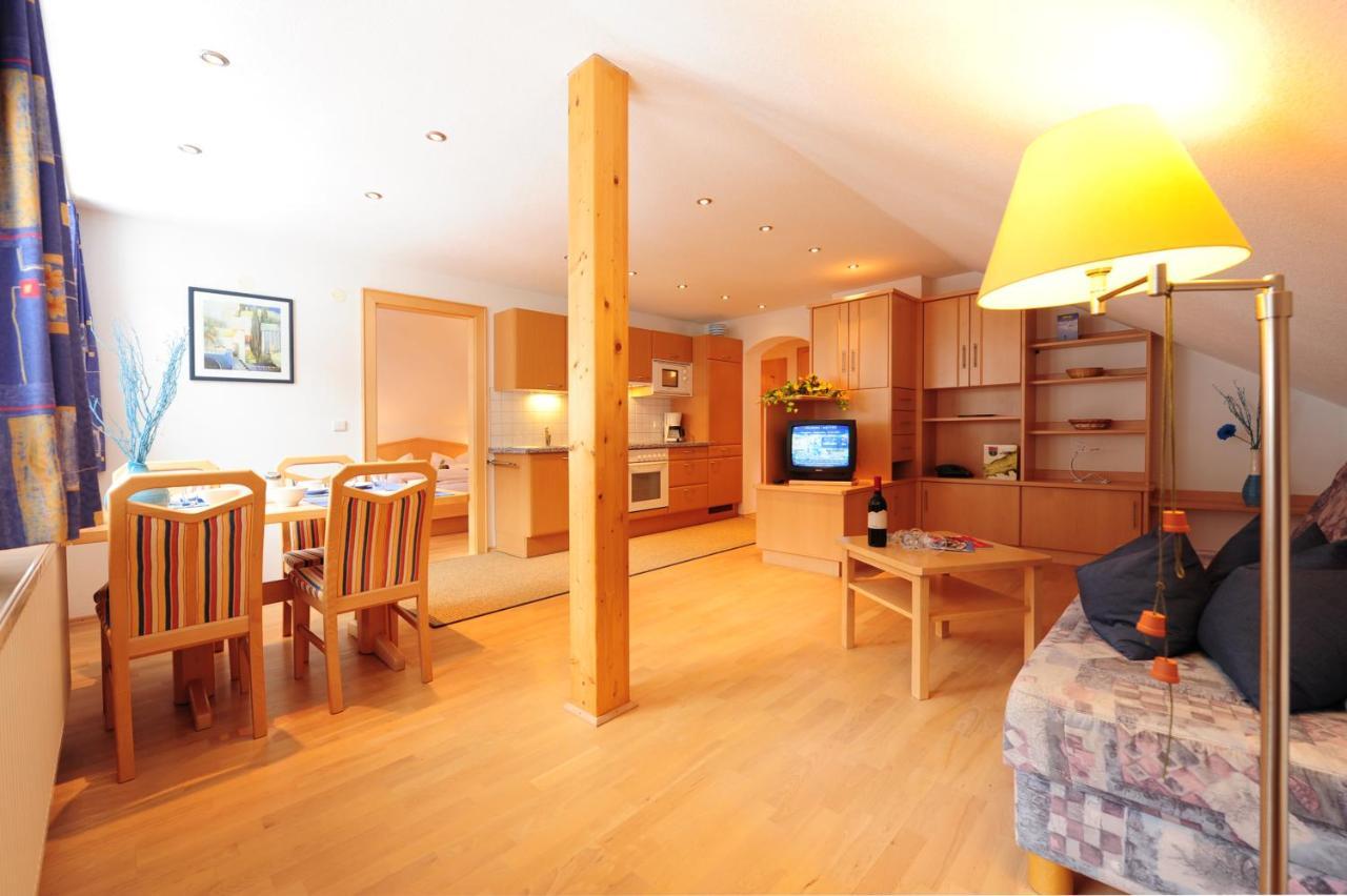 サンクト・アントン・アム・アールベルク ハウス エンジアン Bed & Breakfast 部屋 写真